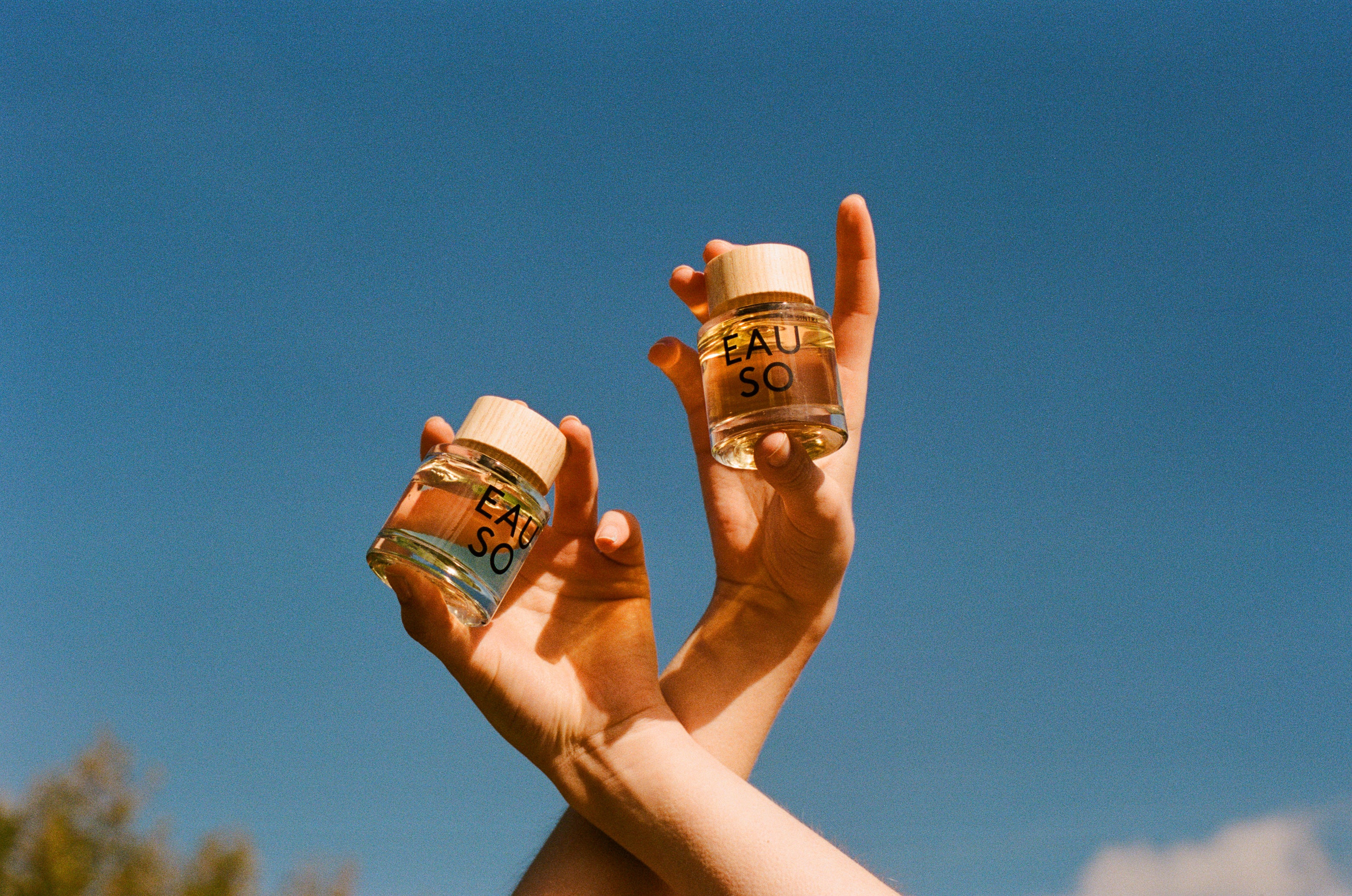 Unlocking Fragrance Magic: Layering 101