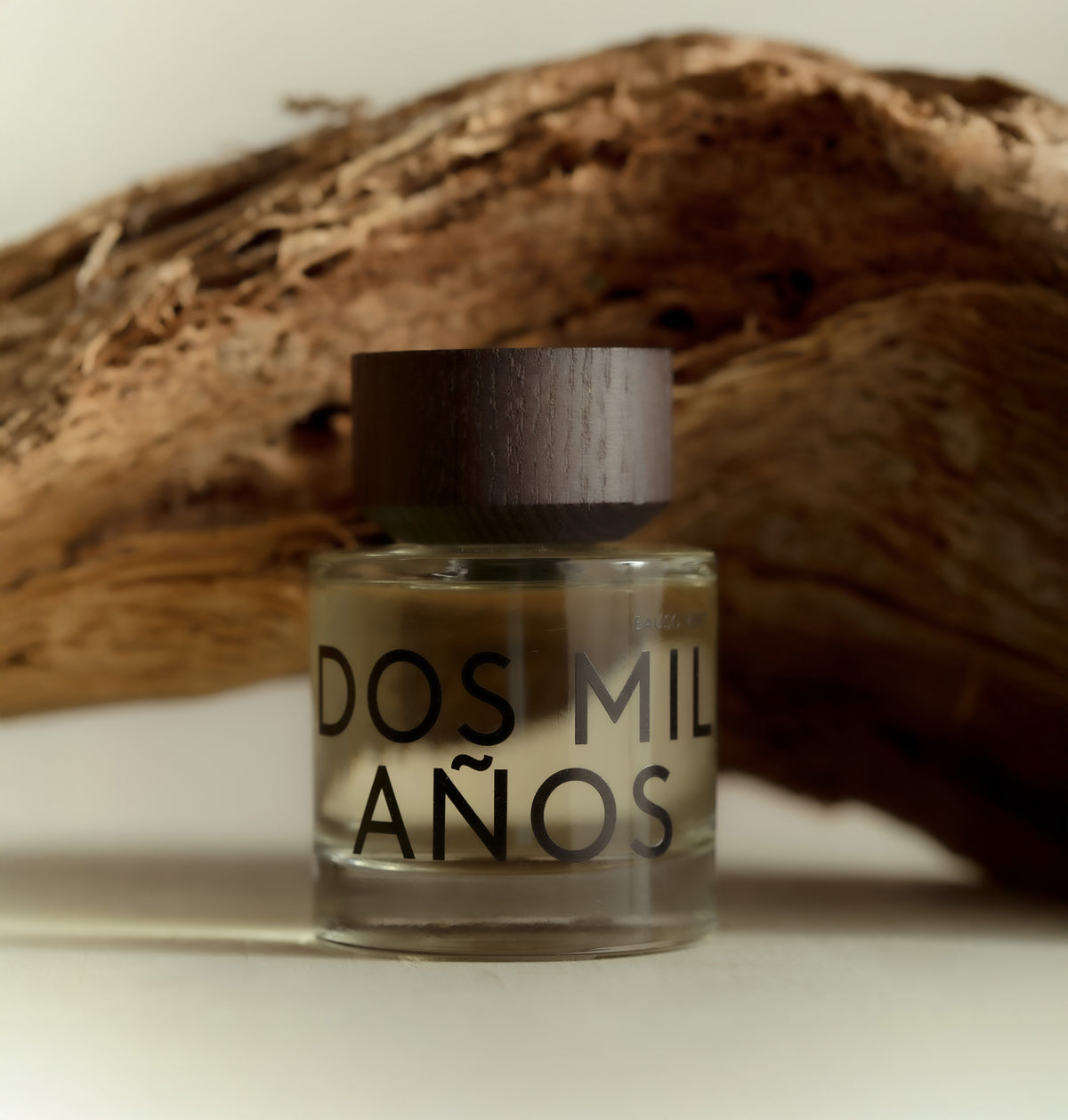 Dos Mil Años Eau de Parfum with grapefruit and woods EAUSO VERT